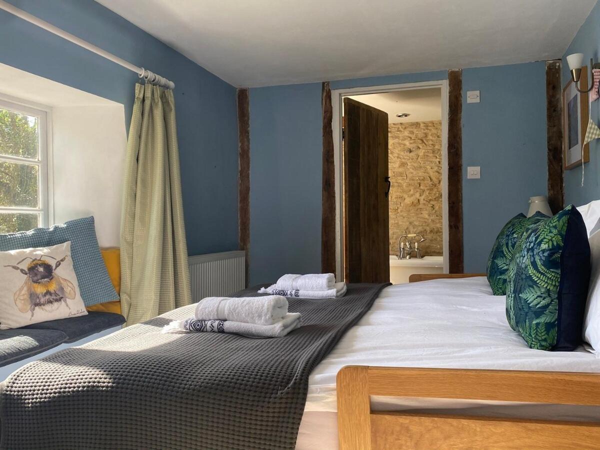 The Explorers Rest - Cottage - Frome Buckland Dinham Extérieur photo